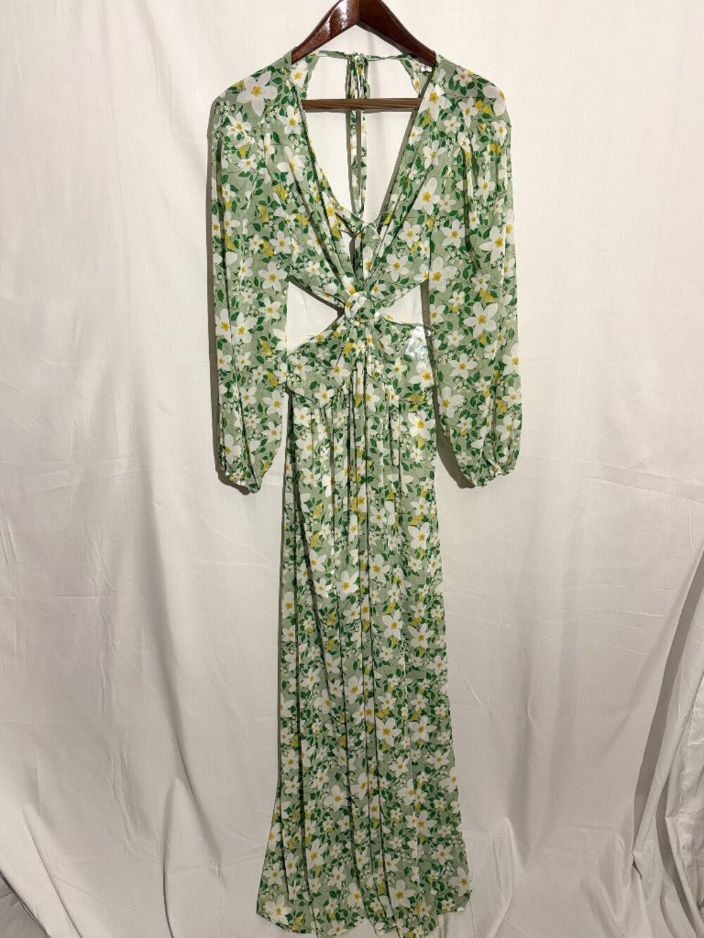 Green Daisy Floral Cut Out Maxi Dress Long Sleeve Twist Front Open Back
